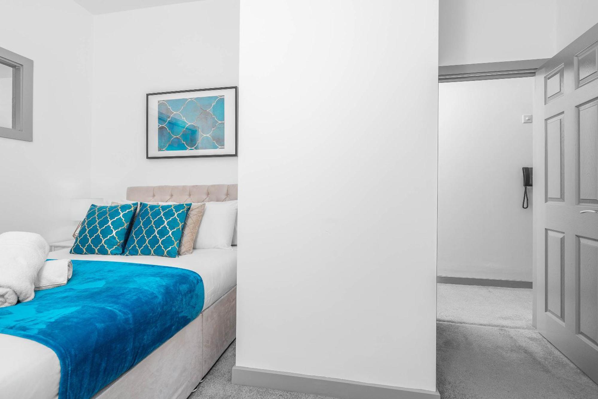 Modern Apartment In Brierley Hill - Secure Parking - Wifi & Netflix - Excellent Value - 11O Eksteriør bilde